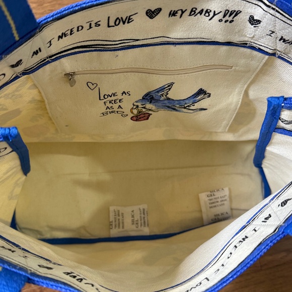 Brighton Floral Heart Blue and Yellow Love Tote Women’s New Bird Pocket - Picture 8 of 8